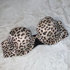 34C Victoria’s Secret Lined Strapless cheetah leopard print bra